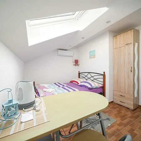 Renata Apartamento *